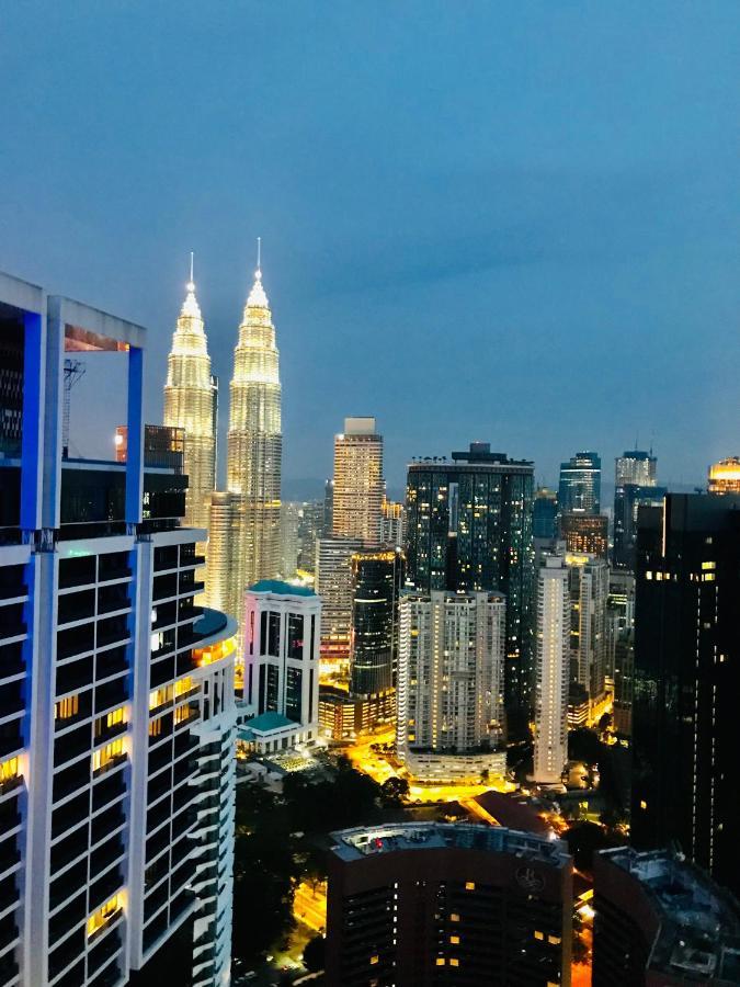The Platinum Klcc By Cozy White Apartman Kuala Lumpur Kültér fotó