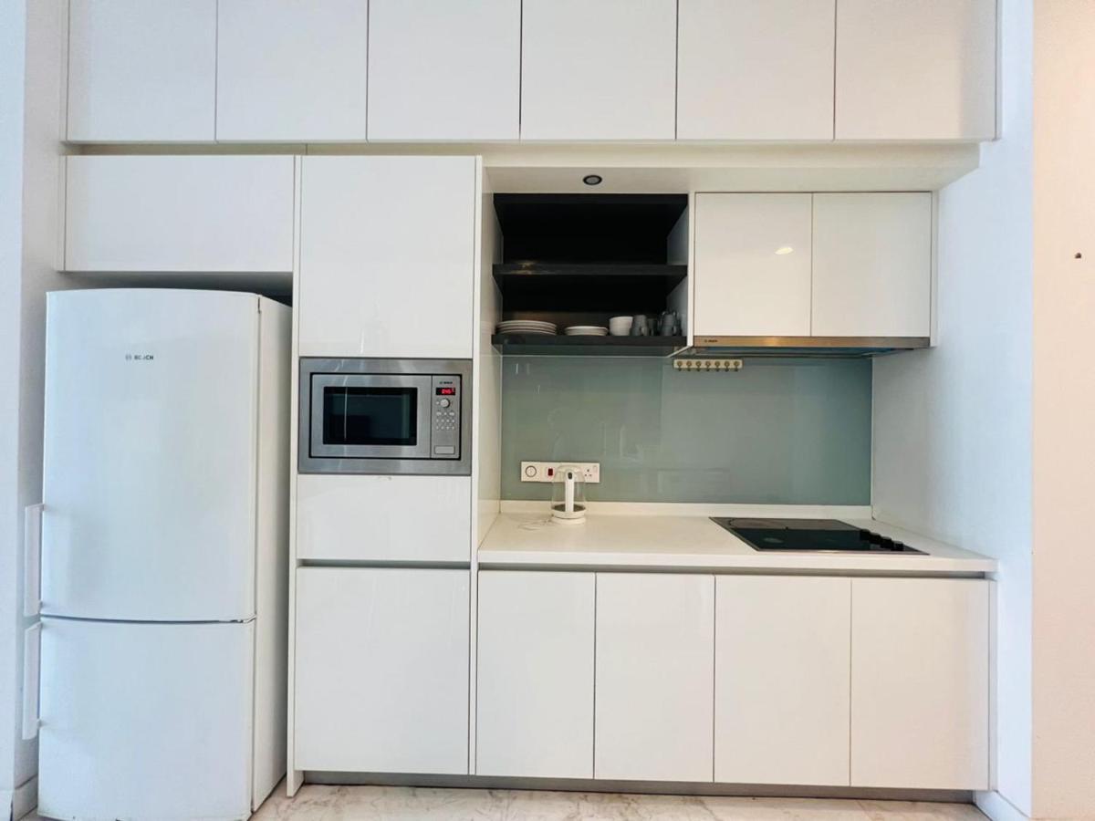 The Platinum Klcc By Cozy White Apartman Kuala Lumpur Kültér fotó