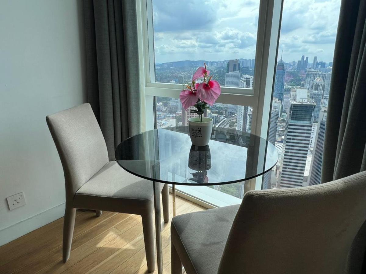 The Platinum Klcc By Cozy White Apartman Kuala Lumpur Kültér fotó