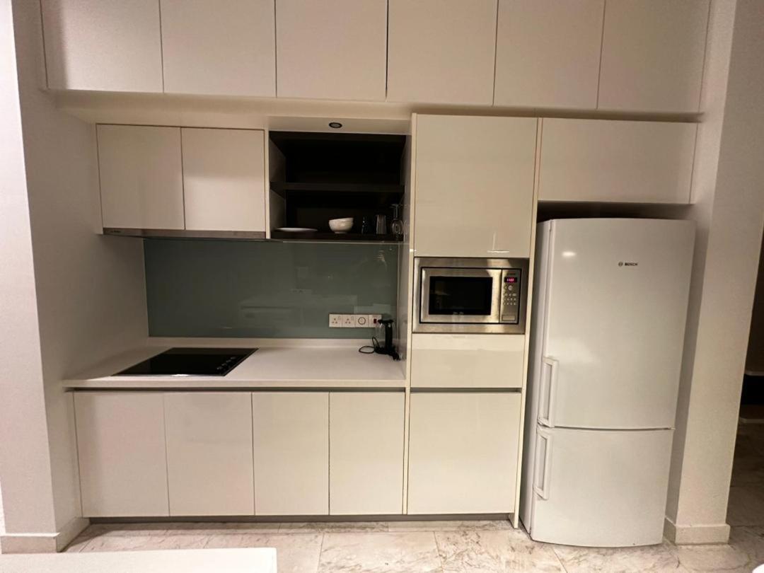 The Platinum Klcc By Cozy White Apartman Kuala Lumpur Kültér fotó