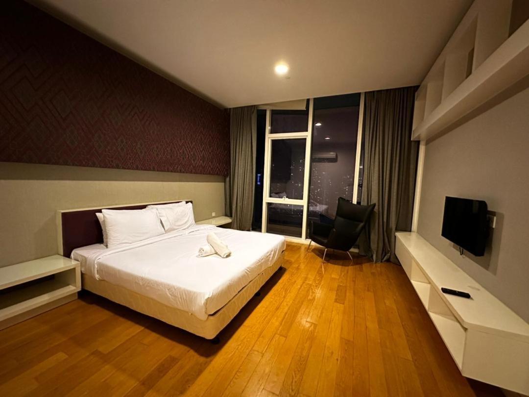 The Platinum Klcc By Cozy White Apartman Kuala Lumpur Kültér fotó